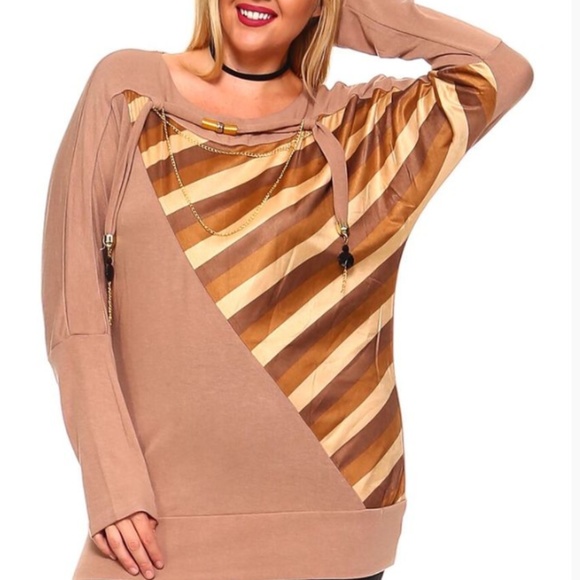 Knit Sweater with Striped Print and Necklace - Picture 1 of 4